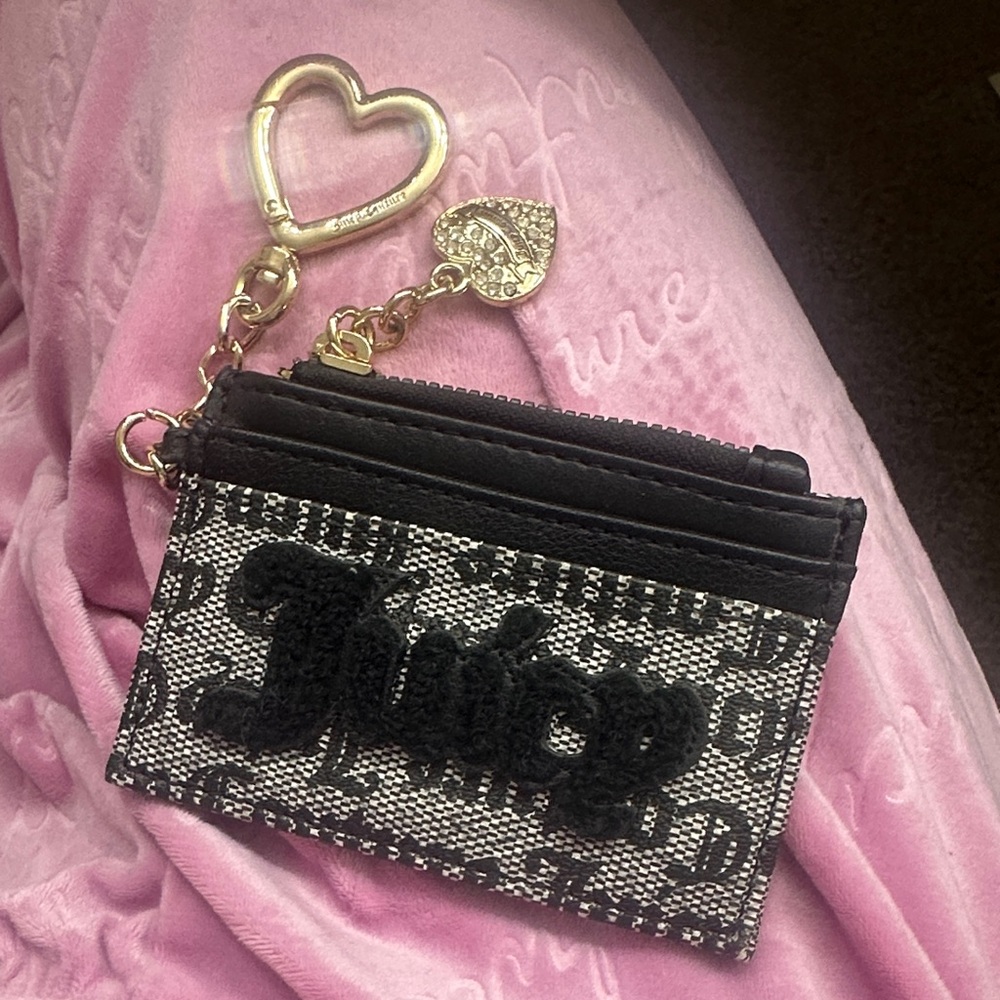 Juicy Couture Black and White Card Holder with Heart Charm